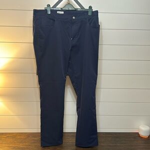 Peter Millar eb66. Navy. EUC